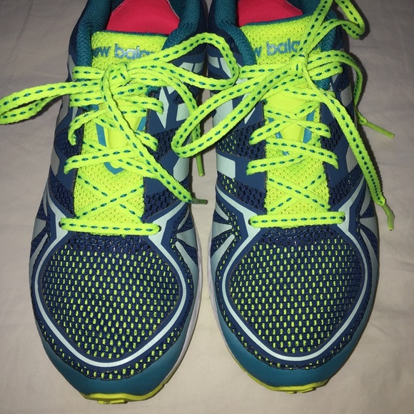 Women’s New Balance running shoes size 6.5 - Picture 4 of 6